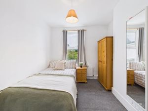 Photo 18- click for photo gallery